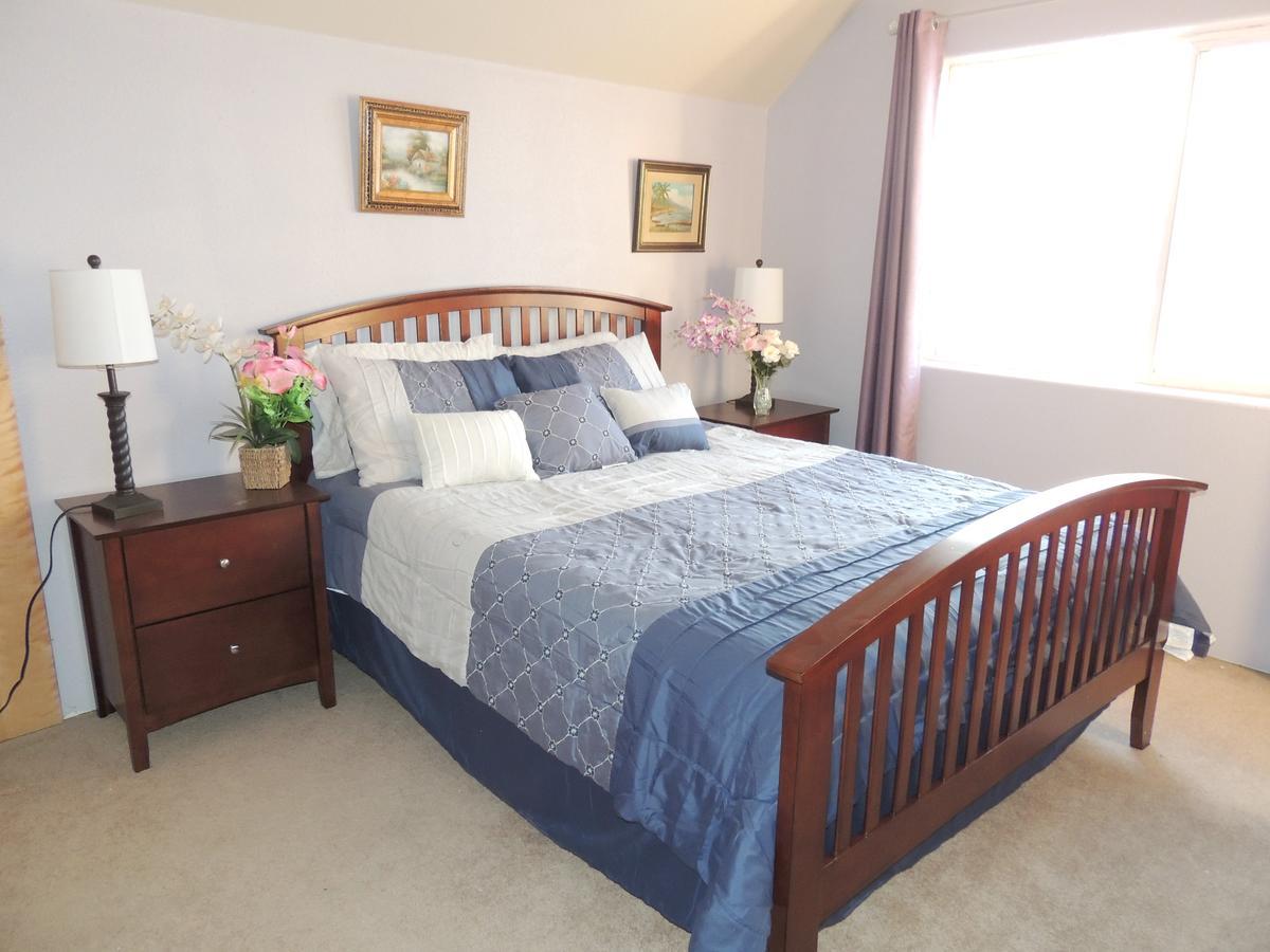 Falcon'S Nest Bed And Breakfast Талкитна Екстериор снимка